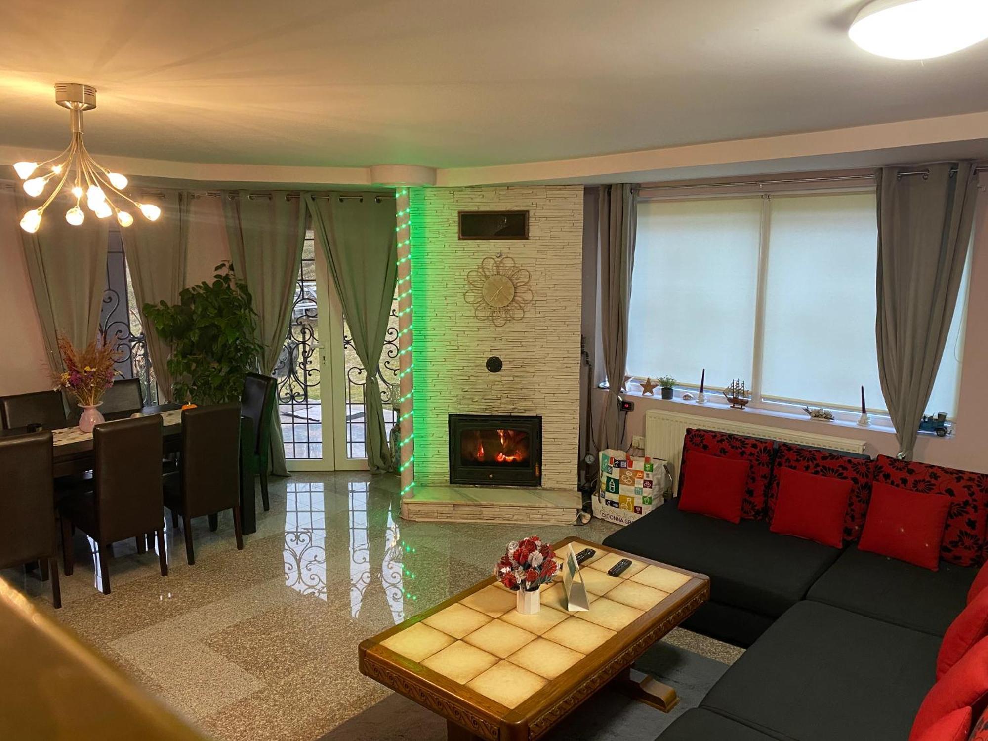 Appartamento Lidia House Alba Iulia Esterno foto